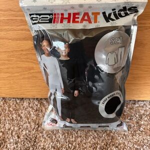 32 Degrees Kids Thermal Set in Black
